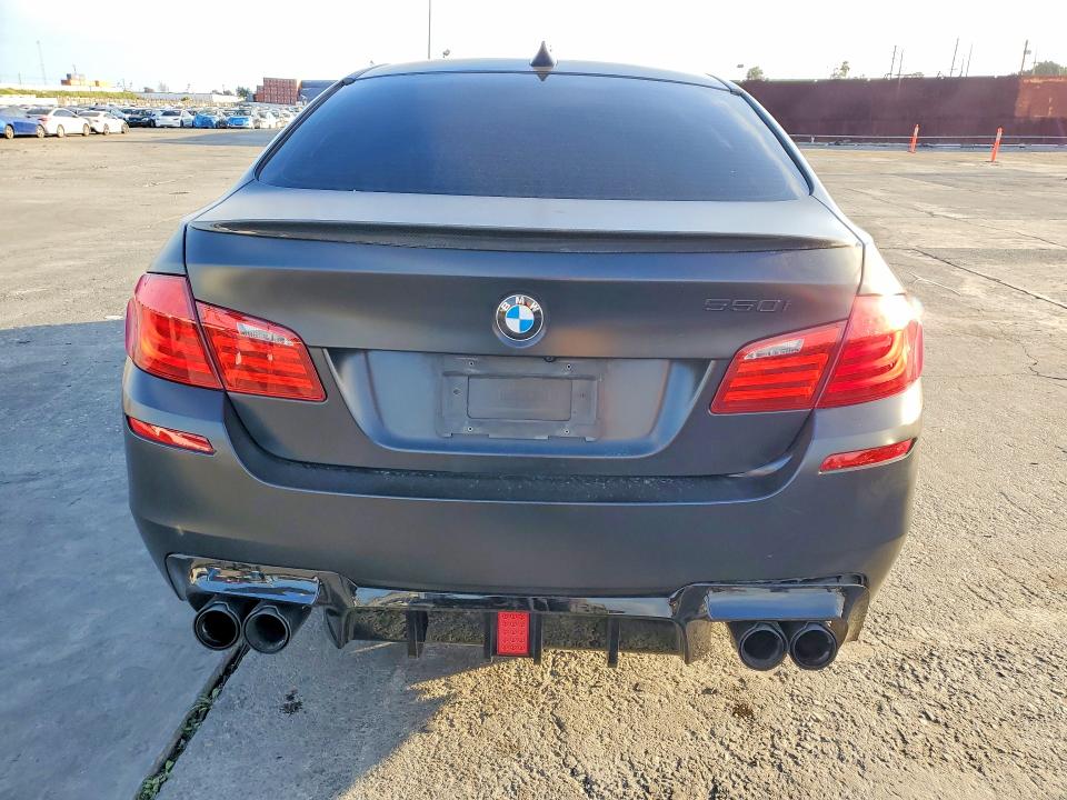 Photo 6 from auction – 2012 BMW 550 with VIN WBAFR9C54CDV59220
