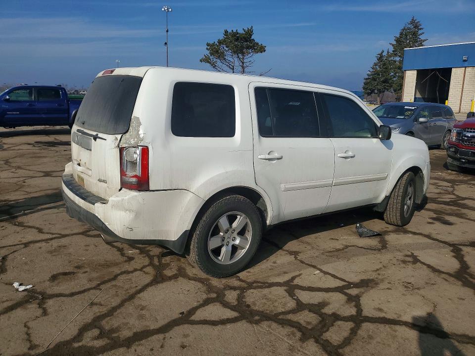Photo 3 from auction – 2013 HONDA PILOT EXLN with VIN 5FNYF4H75DB067615
