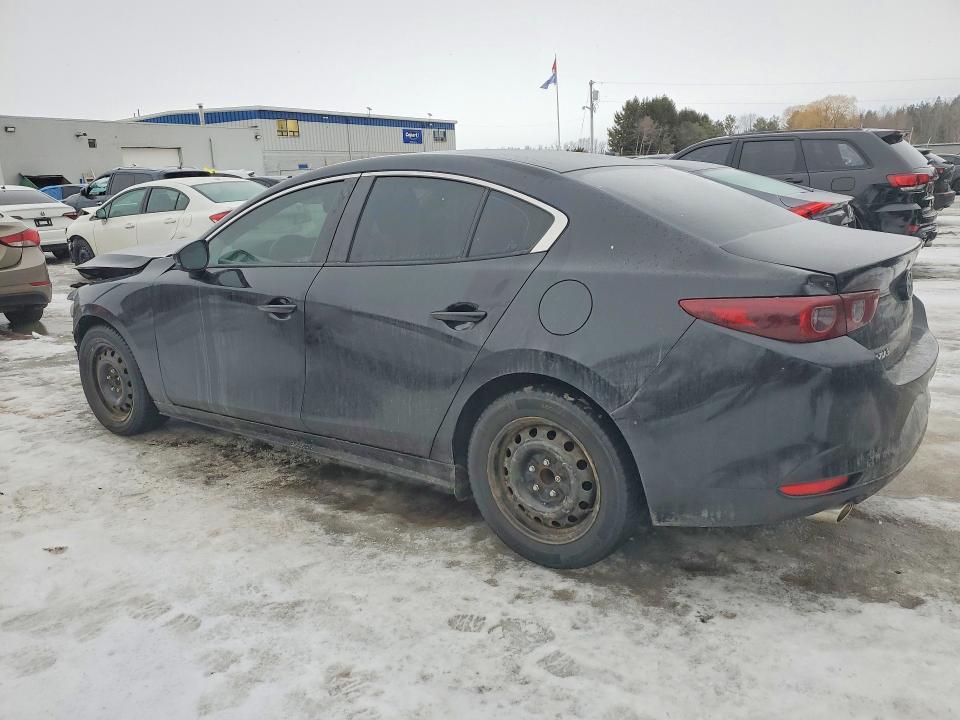 Photo 2 from auction – 2023 MAZDA 3 with VIN 3MZBPAC74PM372707