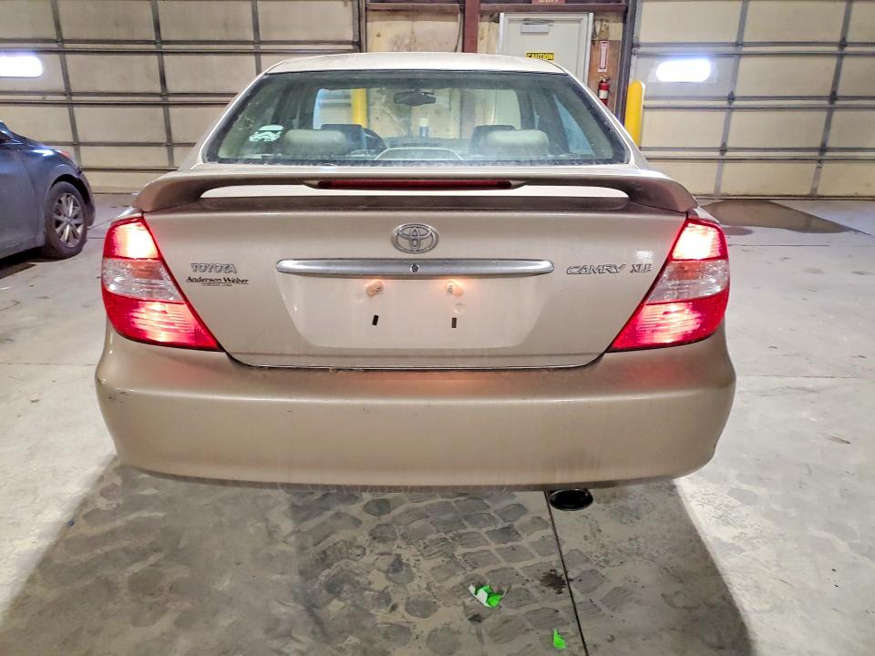 Photo 6 from auction – 2003 TOYOTA CAMRY with VIN 4T1BE32KX3U769396