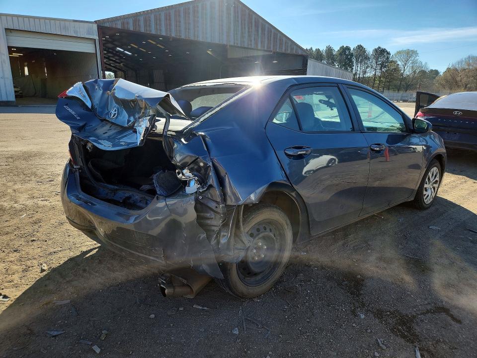 Photo 3 from auction – 2019 TOYOTA COROLLA with VIN 2T1BURHE1KC237073