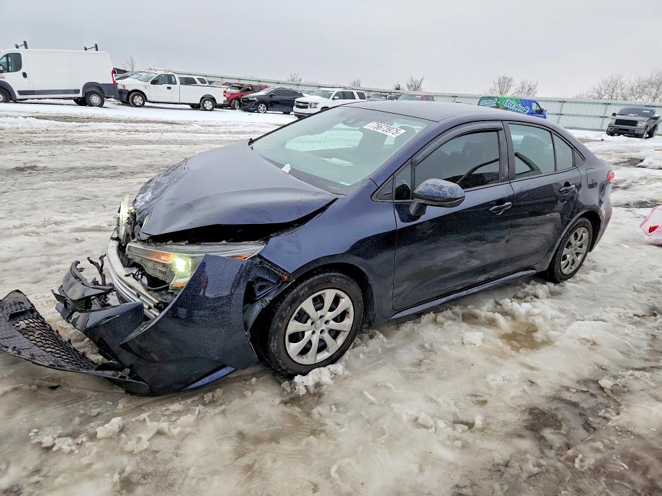 TOYOTA COROLLA LE 2021 with VIN 5YFEPMAE0MP267962 - Photo from auction