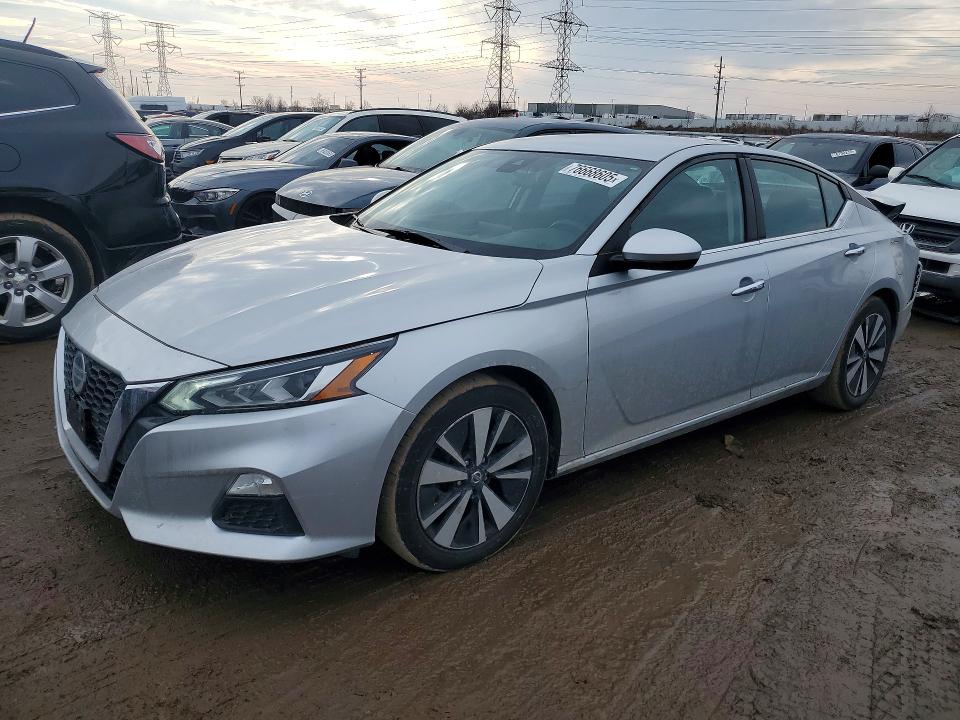 NISS ALTIMA 2022 with VIN 1N4BL4DV3NN321138 - Photo from auction