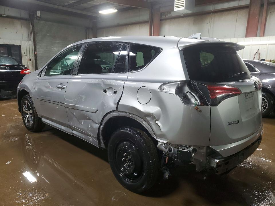 Photo 2 from auction – 2018 TOYOTA RAV4 ADVEN with VIN 2T3RFREV7JW737594
