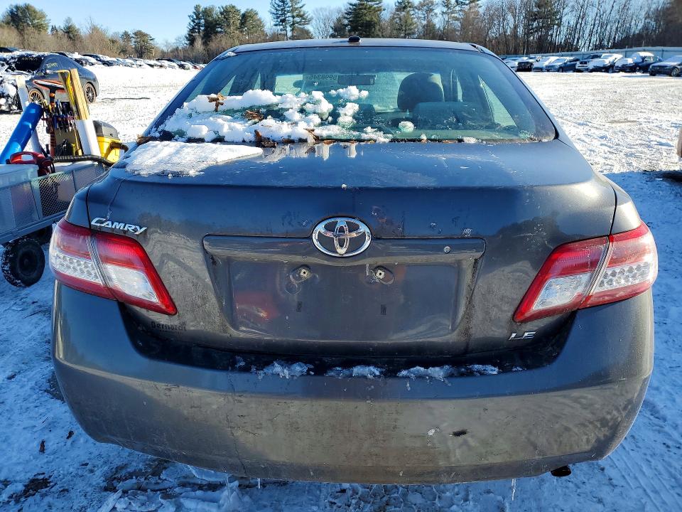 Photo 6 from auction – 2011 TOYOTA CAMRY with VIN 4T4BF3EK4BR209953