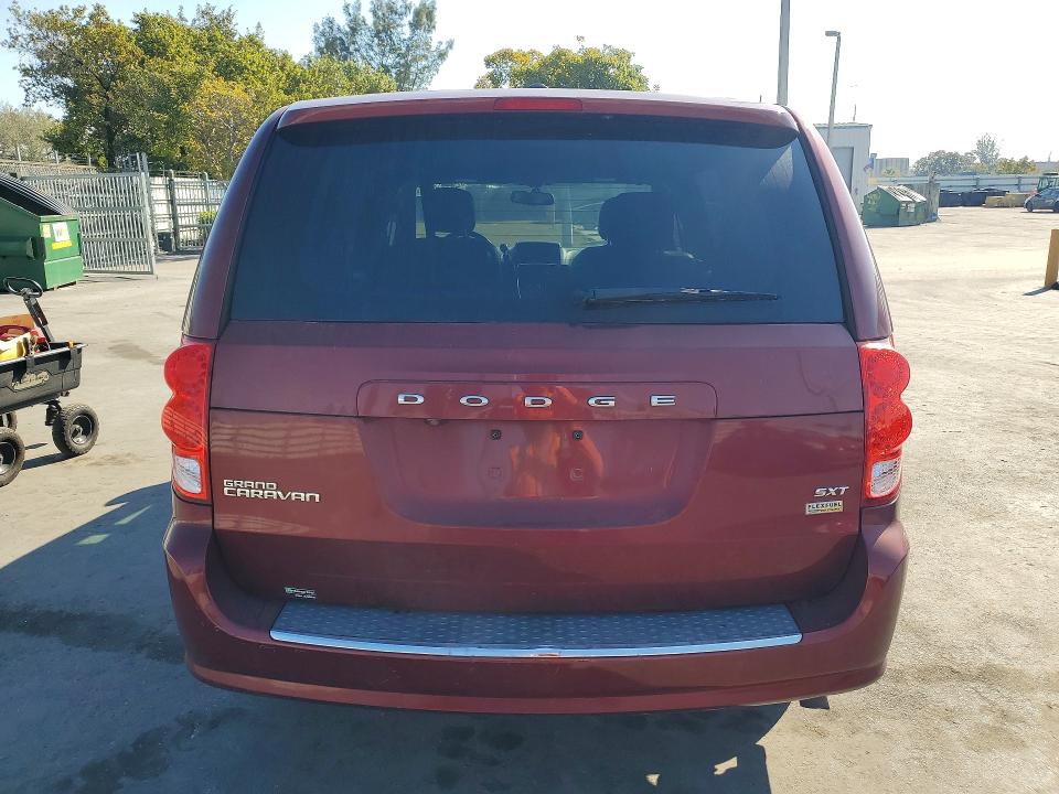 Photo 6 from auction – 2018 DODGE GRAND CARAVAN with VIN 2C4RDGCG9JR264158