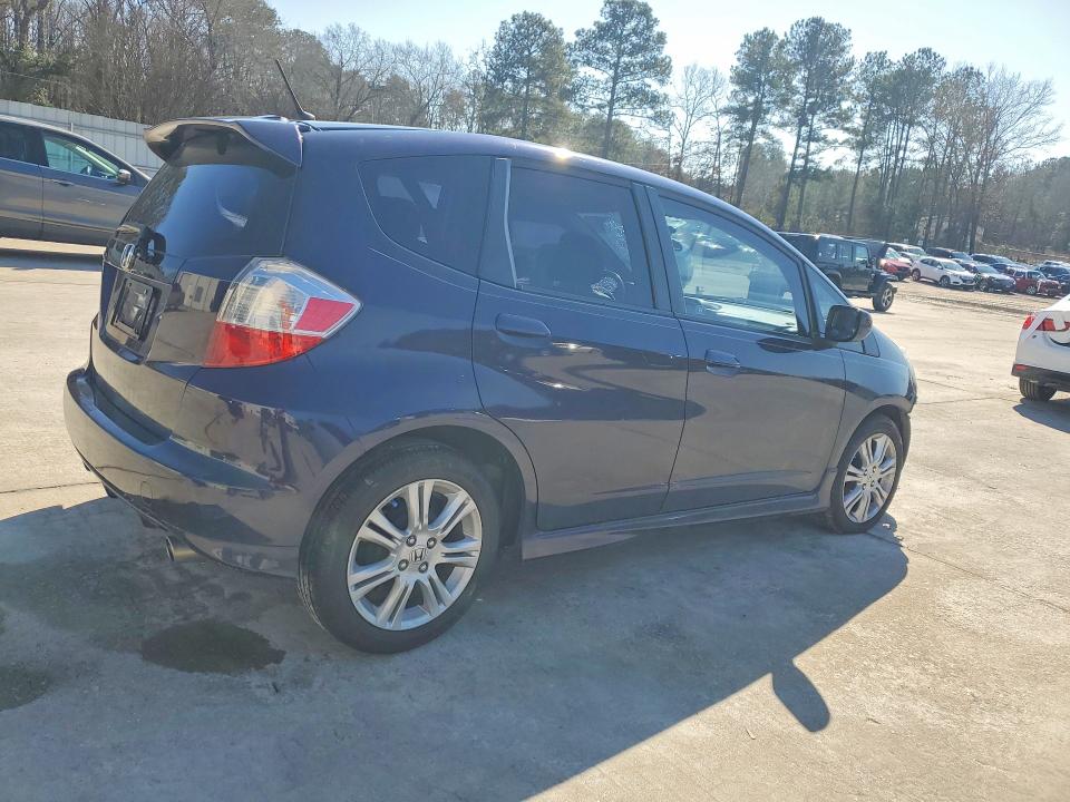 Photo 3 from auction – 2010 HONDA FIT with VIN JHMGE8H48AC026253