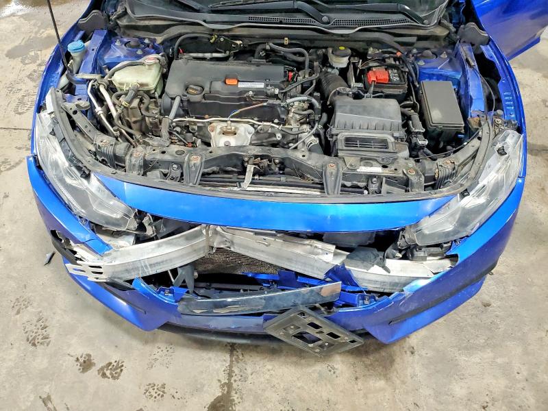 Photo 11 from auction – 2018 HONDA CIVIC with VIN 19XFC2F5XJE020524