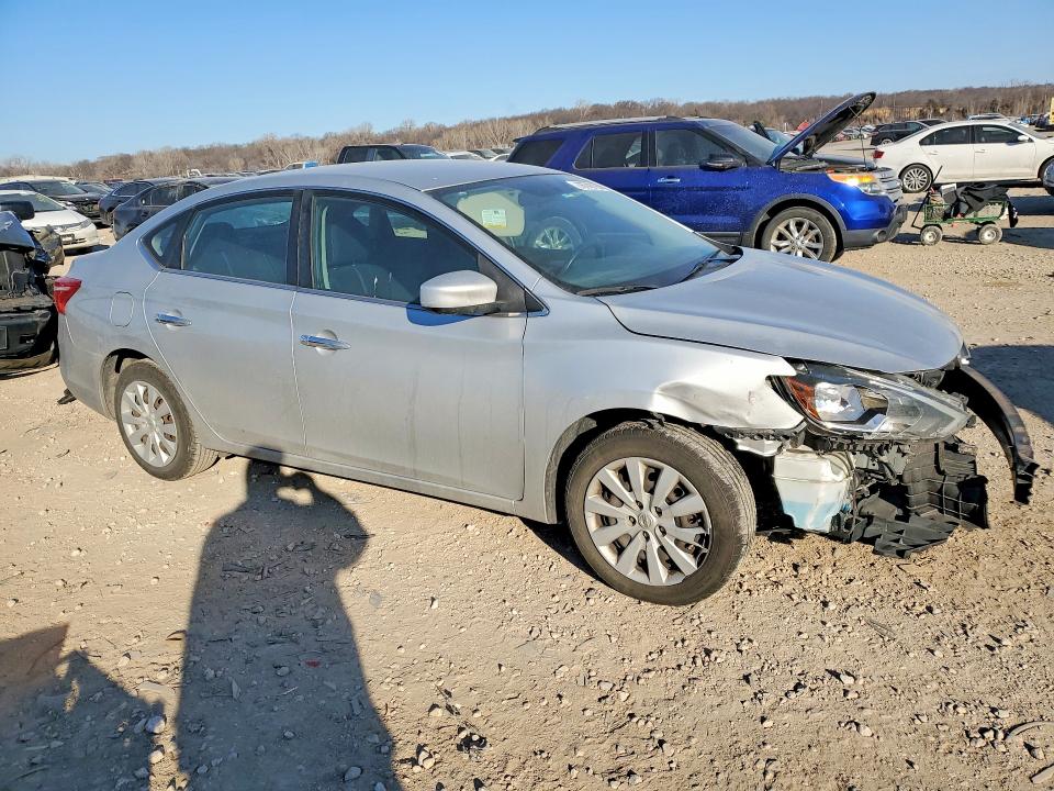 Photo 4 from auction – 2018 NISSAN SENTRA with VIN 3N1AB7AP6JY330285