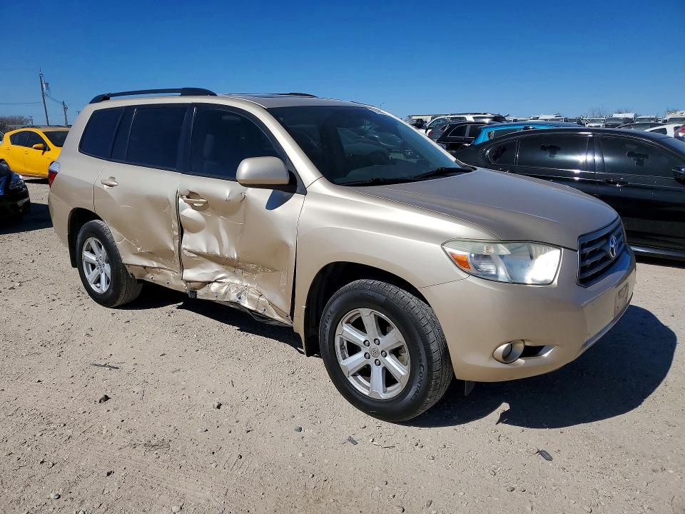 Photo 4 from auction – 2010 TOYOTA HIGHLANDER with VIN 5TDKK3EH2AS017366