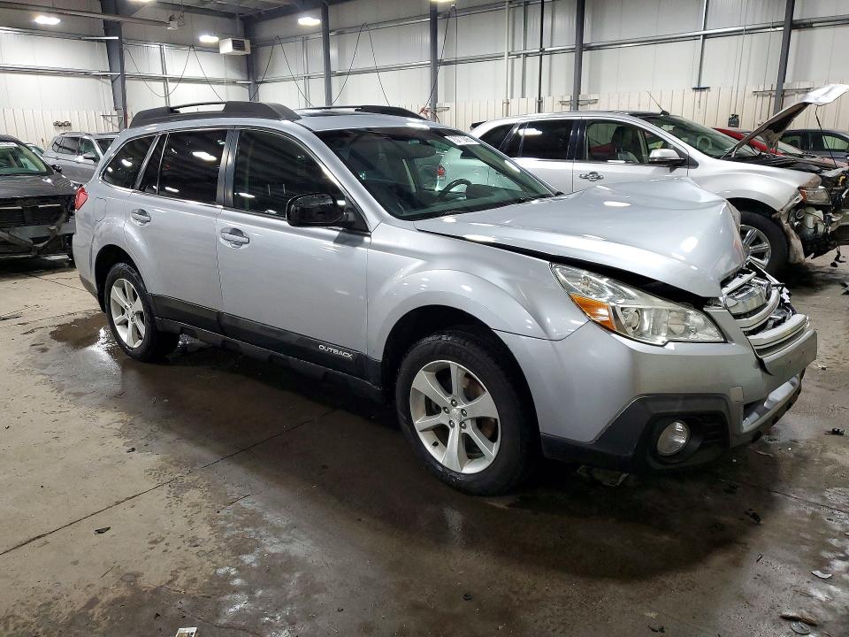 Photo 4 from auction – 2014 SUBARU OUTBACK 2. with VIN 4S4BRCLC7E3218864