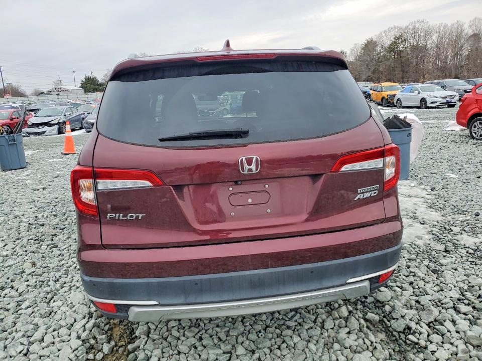 Photo 6 from auction – 2022 HONDA PILOT TOUR with VIN 5FNYF6H62NB010714