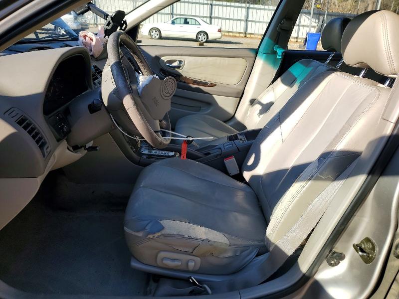 Photo 7 from auction – 2001 NISSAN MAXIMA with VIN JN1CA31D81T817765