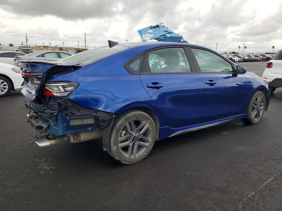 Photo 3 from auction – 2021 KIA FORTE with VIN 3KPF34AD3ME306570
