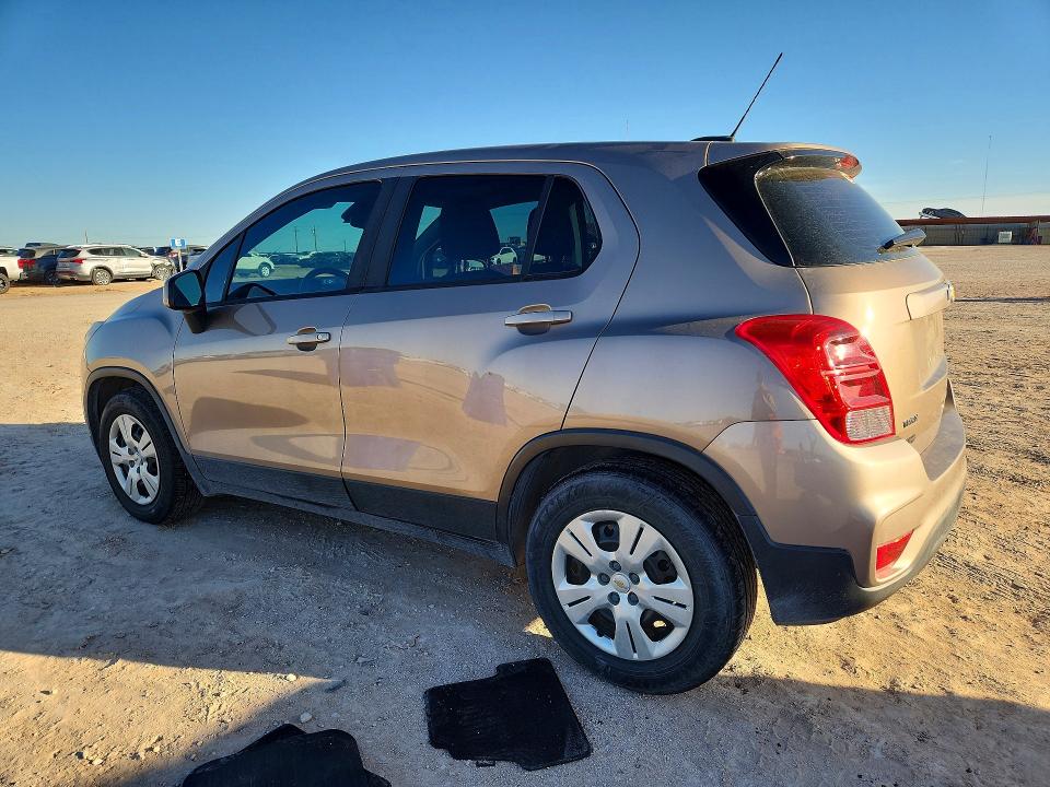 Photo 2 from auction – 2018 CHEVROLET TRAX LS with VIN 3GNCJKSB7JL203905