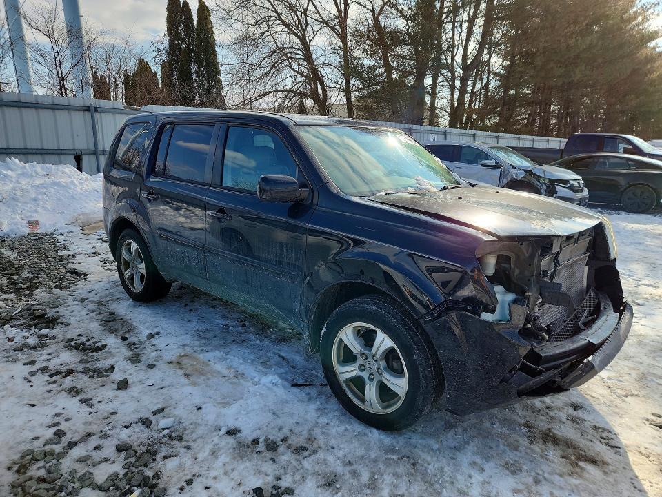 Фото 4 с аукциона – 2013 HONDA PILOT EXLN с VIN 5FNYF4H70DB047983