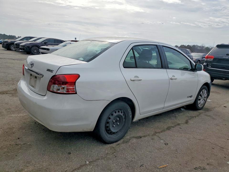 Photo 3 from auction – 2012 TOYOTA YARIS with VIN JTDBT4K39CL011712