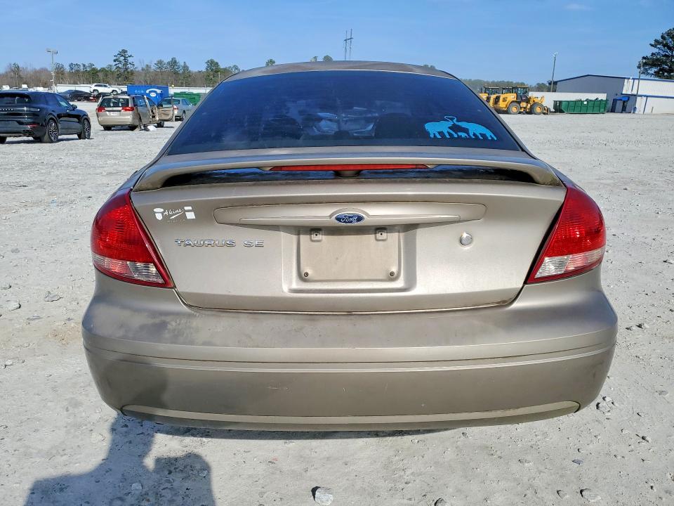 Photo 6 from auction – 2005 FORD TAURUS with VIN 1FAFP53285A160988