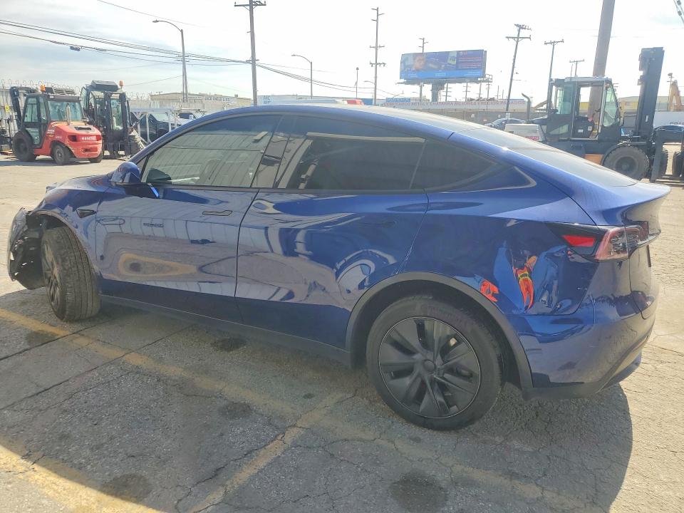 Photo 2 from auction – 2024 TESLA MODEL Y with VIN 7SAYGDED8RF095264