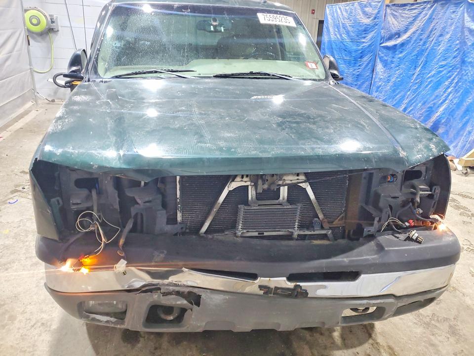 Photo 5 from auction – 2003 CHEVROLET SILVERADO with VIN 2GCEK19T231106803