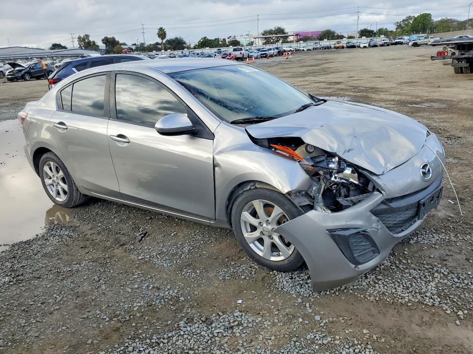 Photo 4 from auction – 2010 MAZDA 3 with VIN JM1BL1SG8A1340704
