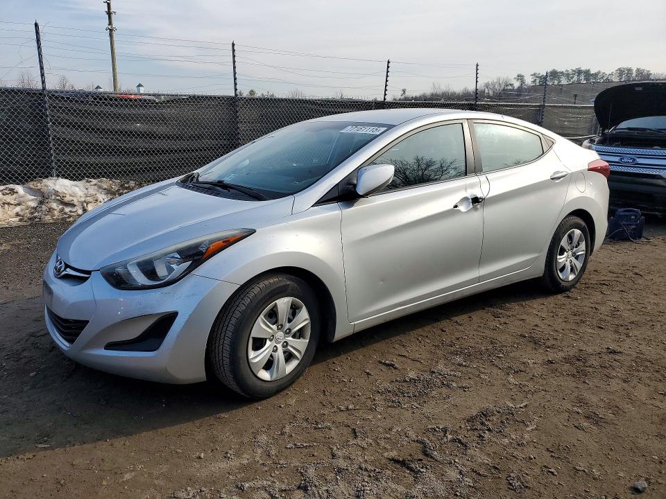 HYUNDAI ELANTRA 2016 with VIN 5NPDH4AE4GH757962 - Photo from auction