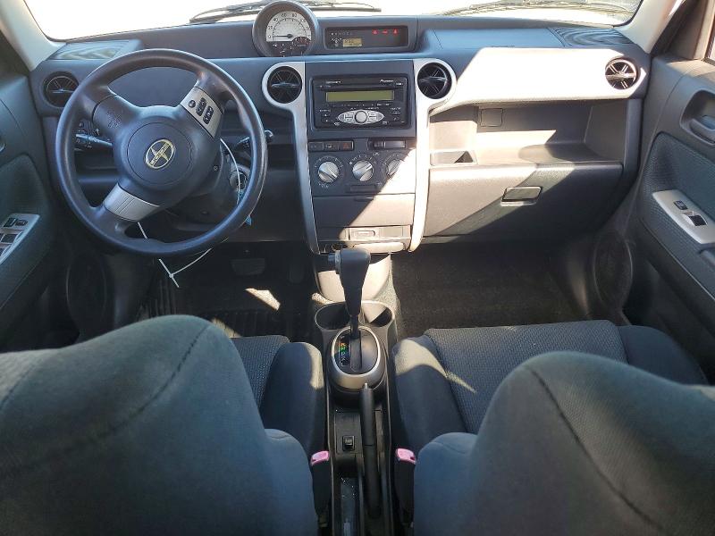 Photo 8 from auction – 2006 TOYOTA SCION XB with VIN JTLKT324064127628