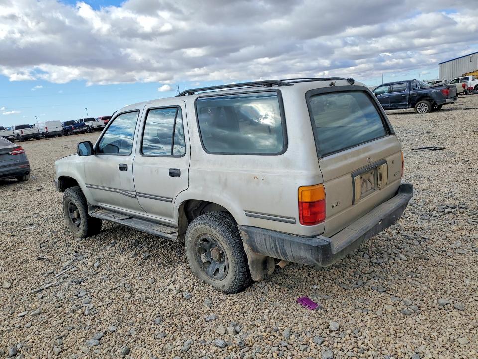 Photo 2 from auction – 1992 TOYOTA 4RUNNER RN with VIN JT3RN37W0N6000075