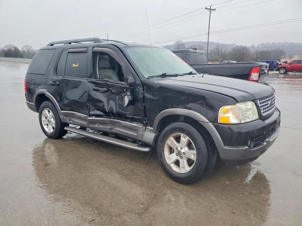 Photo 4 from auction – 2005 FORD EXPLORER with VIN 1FMZU73W85UB44394