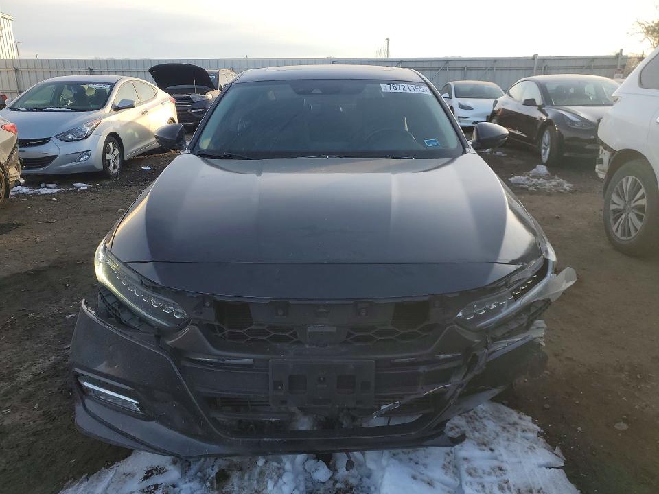Photo 5 from auction – 2020 HONDA ACCORD TOU with VIN 1HGCV2F94LA017822