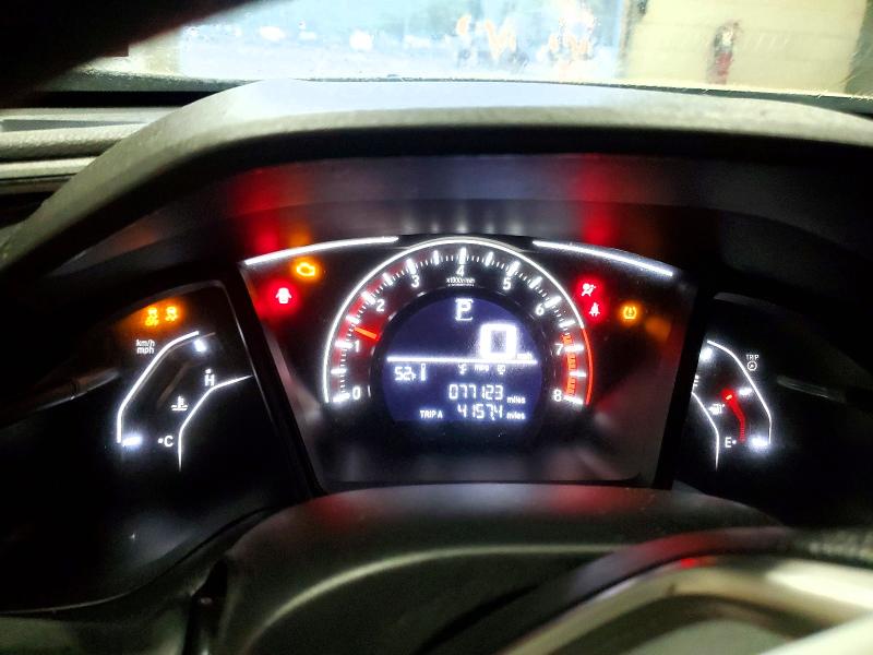 Photo 9 from auction – 2018 HONDA CIVIC with VIN 2HGFC2F56JH603274
