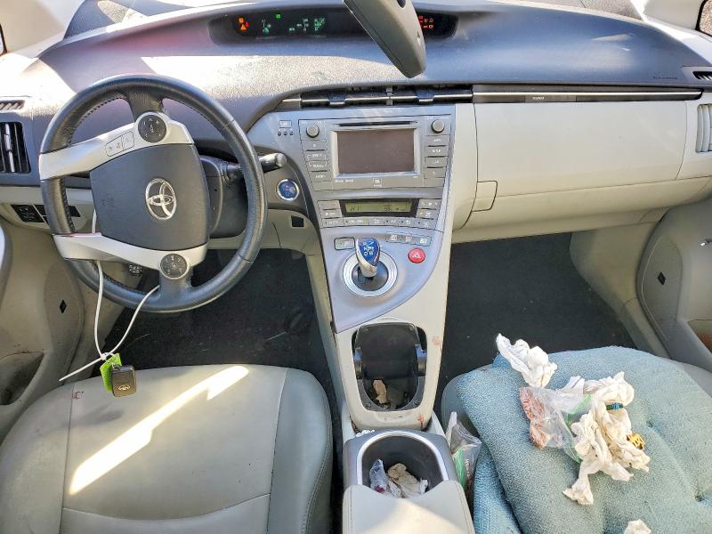 Foto 8 de la subasta – 2015 TOYOTA PRIUS con VIN JTDKN3DU2F1994761