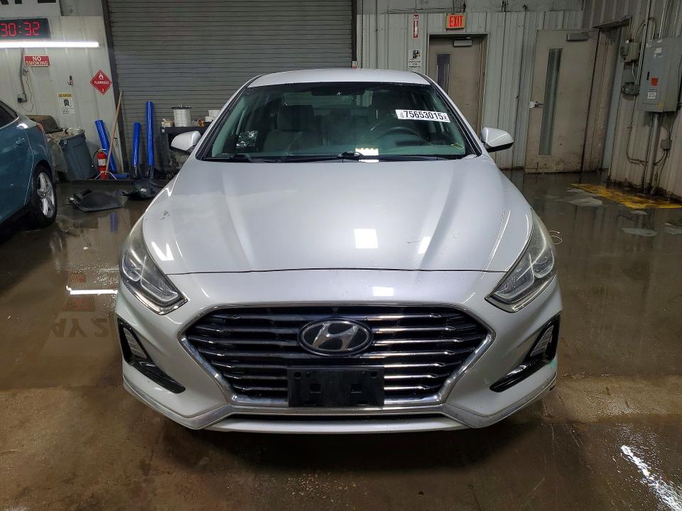 Photo 5 from auction – 2019 HYUNDAI SONATA SE with VIN 5NPE24AFXKH753065