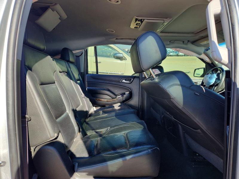 Photo 11 from auction – 2016 CHEVROLET SUBURBAN with VIN 1GNSKHKC1GR352123