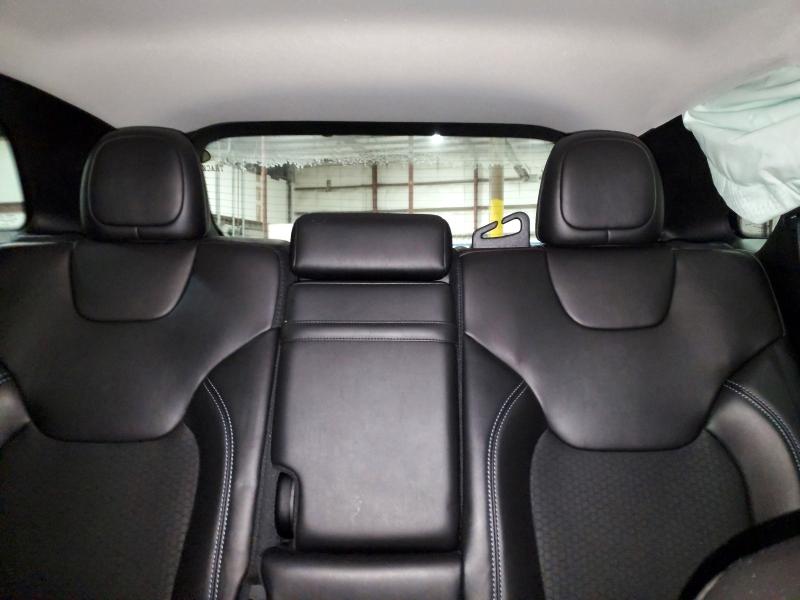 Photo 10 from auction – 2019 JEEP CHEROKEE L with VIN 1C4PJLLX5KD359166