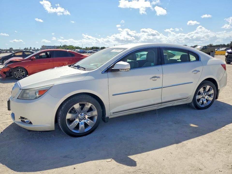 BUICK LACROSSE 2011 with VIN 1G4GC5ED5BF131502 - Photo from auction