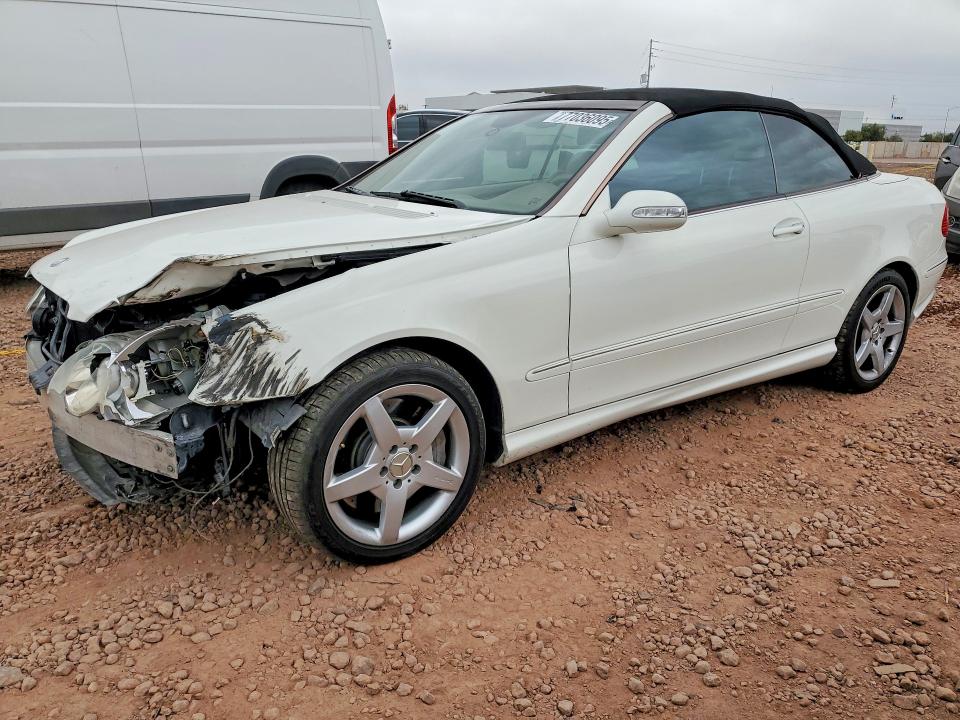 MERCEDES-BENZ CLK 550 2007 with VIN WDBTK72F67T079103 - Photo from auction