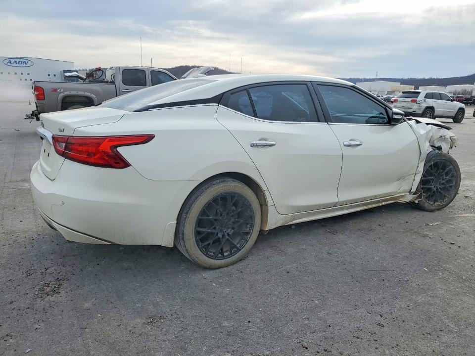 صورة رقم 3 من المزاد - 2017 NISSAN MAXIMA مع VIN 1N4AA6AP5HC397463