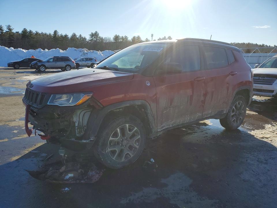 JEEP COMPASS 2019 with VIN 3C4NJDDB8KT799814 - Photo from auction