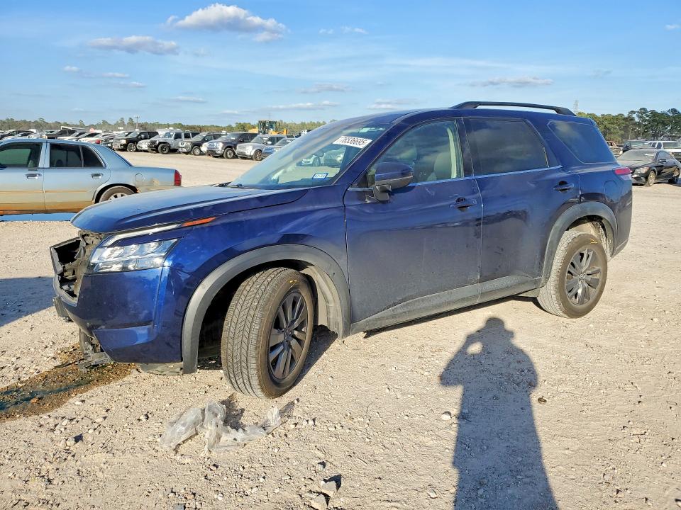 NISSAN PATHFINDER 2022 with VIN 5N1DR3BAXNC223792 - Photo from auction