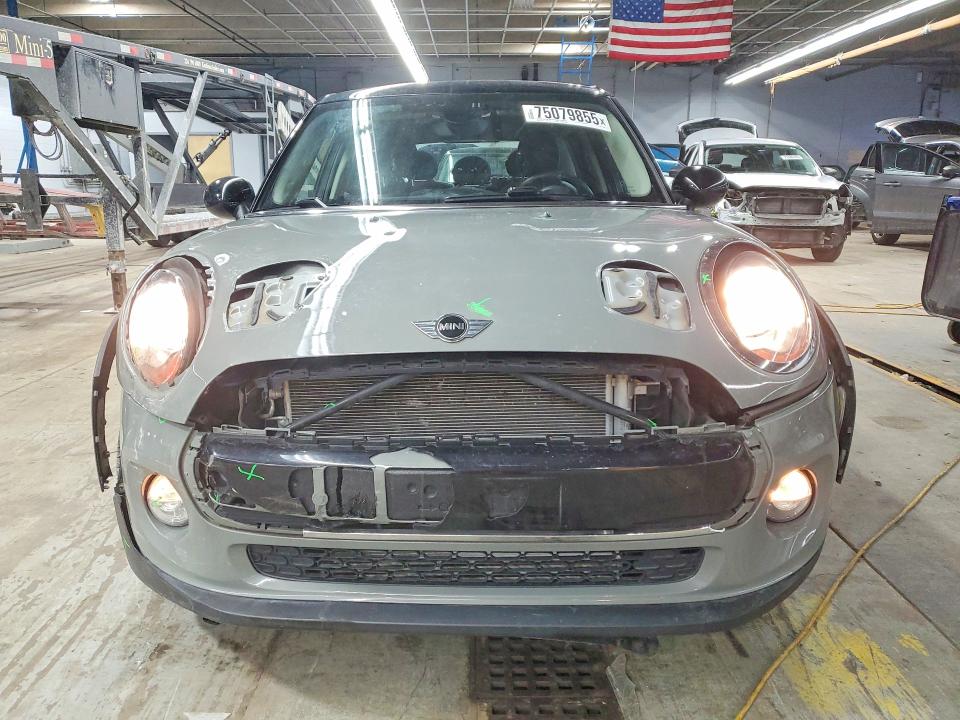 Photo 5 from auction – 2018 MINI COOPER with VIN WMWXU1C59J2F79527