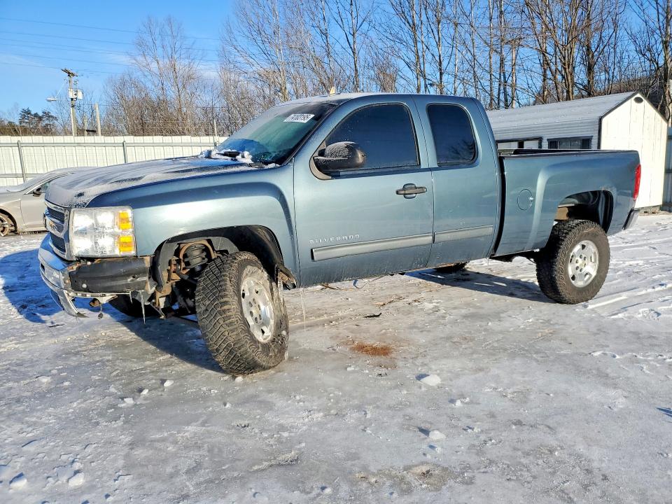 CHEVROLET SILVERADO 2012 with VIN 1GCRKSE71CZ241908 - Photo from auction