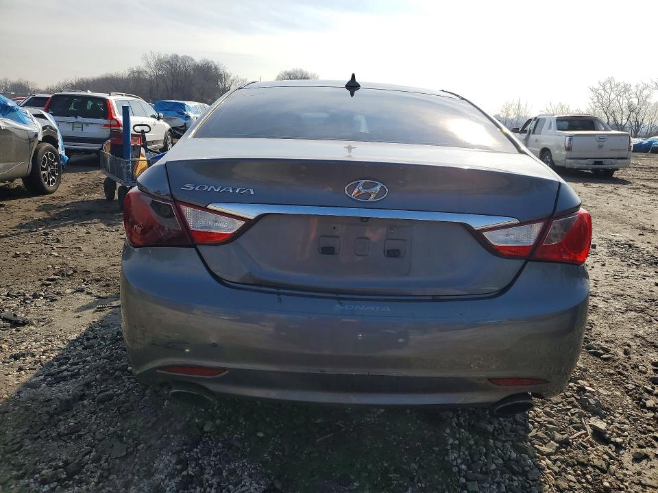 Photo 6 from auction – 2012 HYUNDAI SONATA with VIN 5NPEC4AC1CH489948