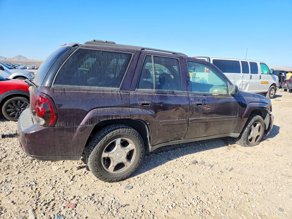 Photo 3 from auction – 2009 CHEVROLET TRAILBLAZE with VIN 1GNDS33S292118330