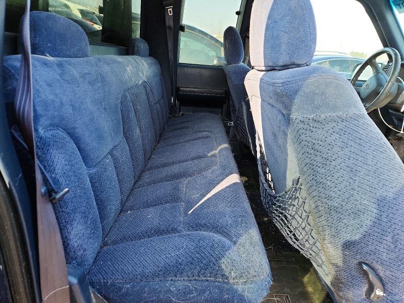 Photo 10 from auction – 1998 CHEVROLET GMT-400 with VIN 2GCEC19M5W1241977
