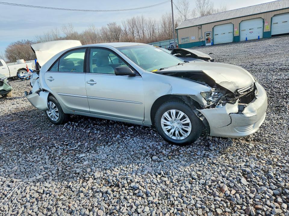 Photo 4 from auction – 2005 TOYOTA CAMRY with VIN 4T1BE32KX5U611532