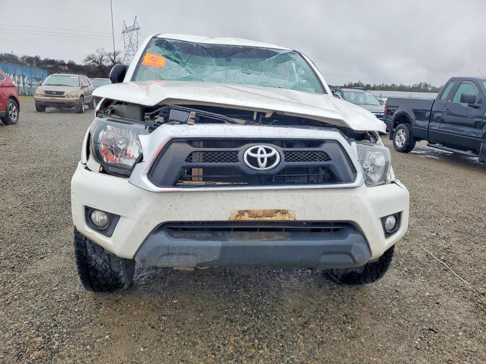 Photo 5 from auction – 2014 TOYOTA TACOMA with VIN 5TFLU4EN2EX104243