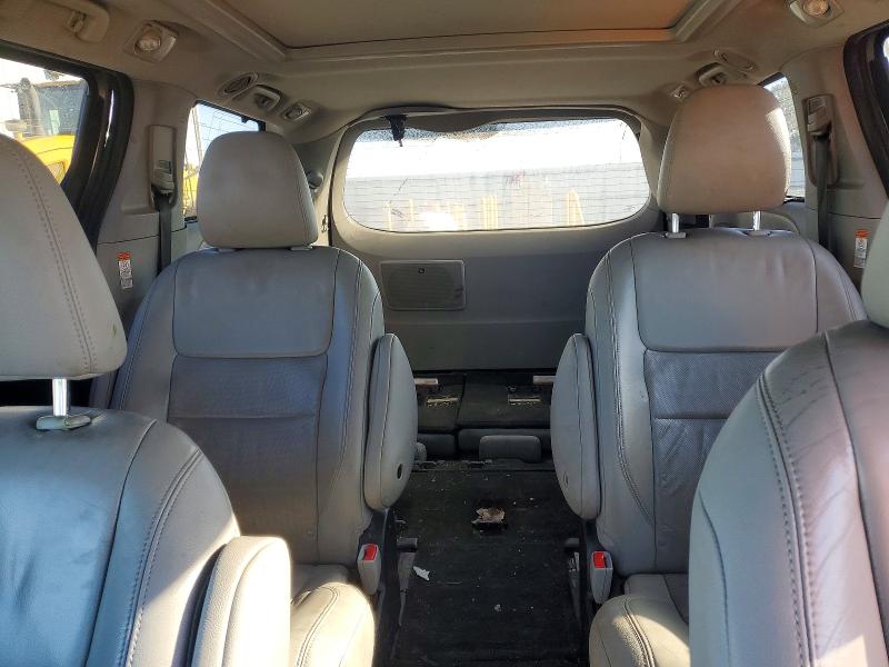 Photo 10 from auction – 2015 TOYOTA SIENNA XLE with VIN 5TDDK3DC6FS113409