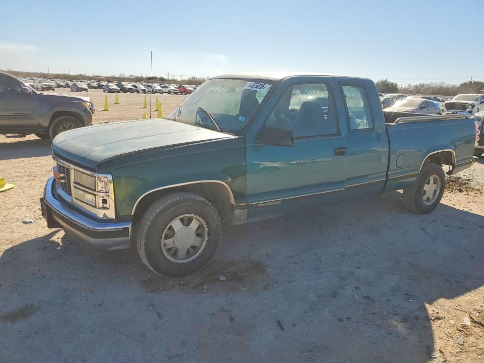GMC SIERRA 1998 with VIN 1GTEC19W5WE536755 - Photo from auction