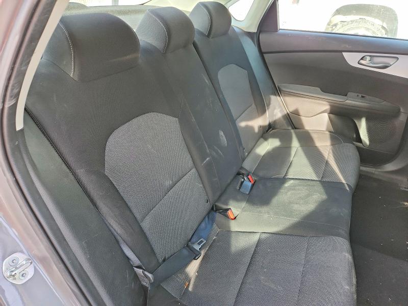 Photo 10 from auction – 2023 KIA FORTE with VIN 3KPF24AD1PE675614